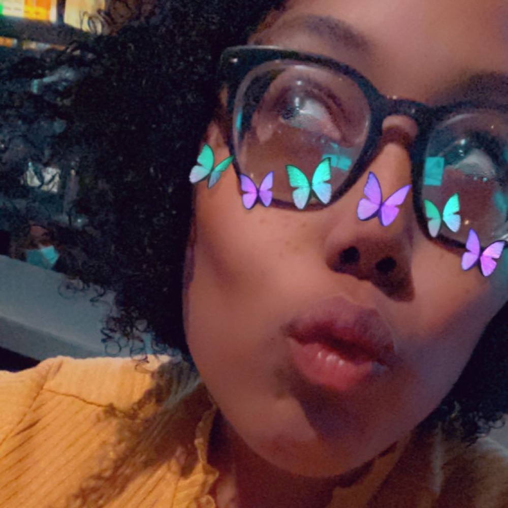 Meet your Posher, Sade
